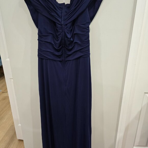 *La Femme* Size 18 - Navy Blue Ruched Off the Shoulder Jersey Column Gown $348 - Picture 6 of 8